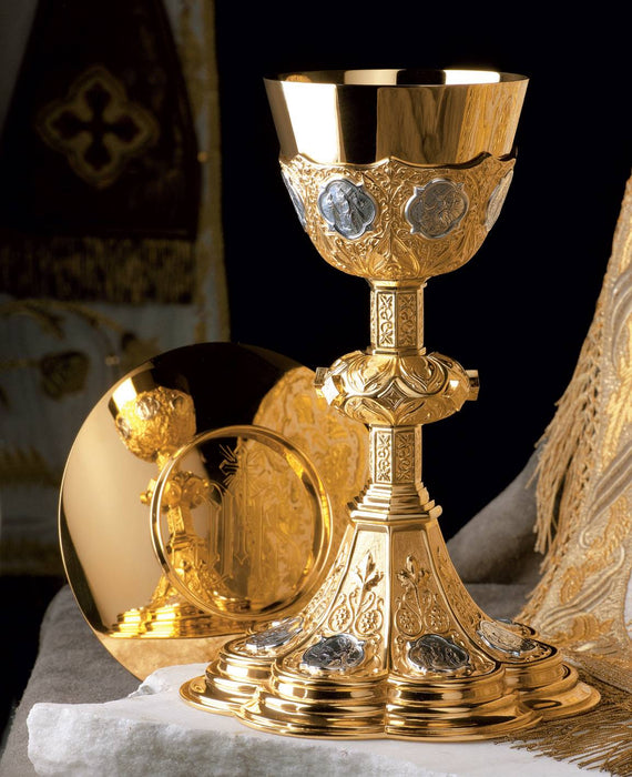 Stations of The Cross Chalice & Scale Paten With Ring