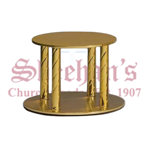 Thabor Table with Round Brass Shelves